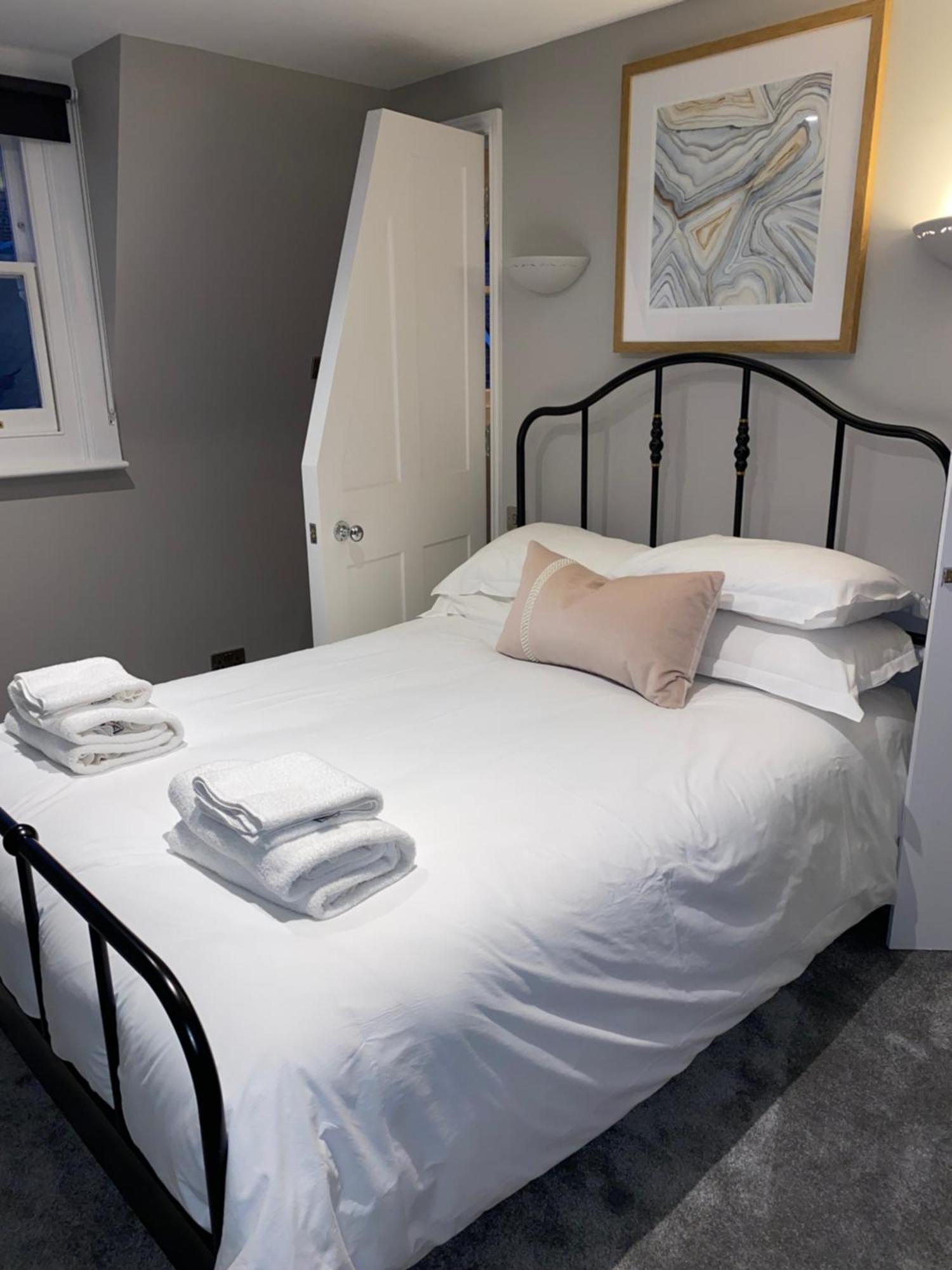 רויאל טונבריג' וולס One Warwick Park Hotel מראה חיצוני תמונה